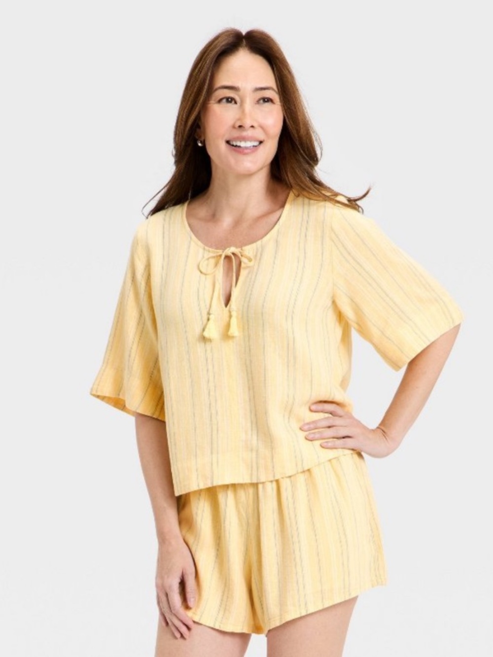 Universal Thread - Women's Bell Elbow Sleeve Keyhole Peasant Top Yellow Striped